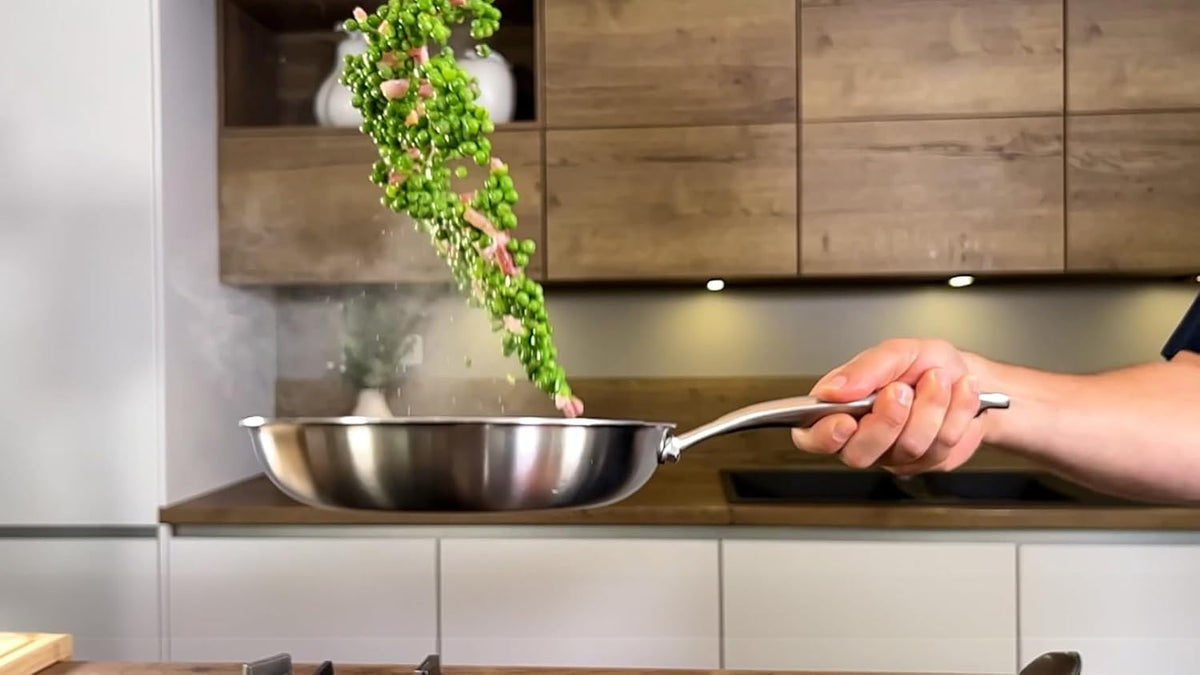 Poêle Cheffinger 28cm Antiadhésive Induction - Revêtement Nid d'Abeille Pro