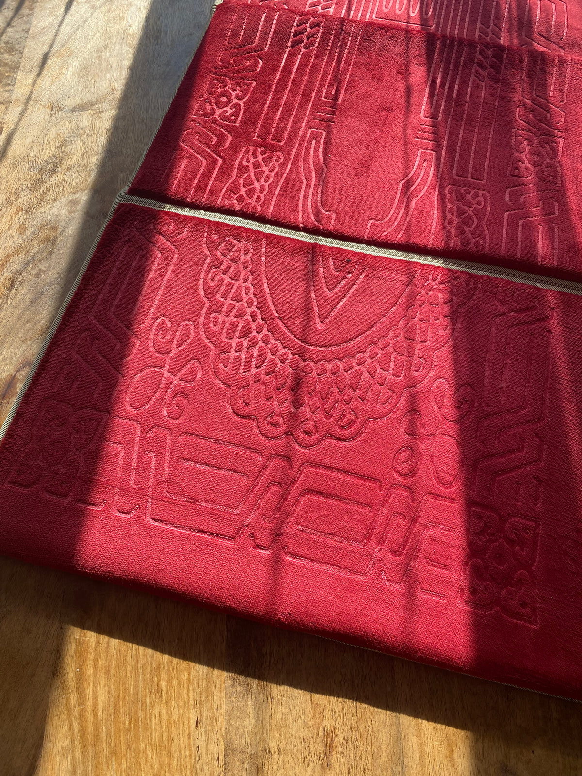 TAPIS DE PRIERE AVEC DOSSIER